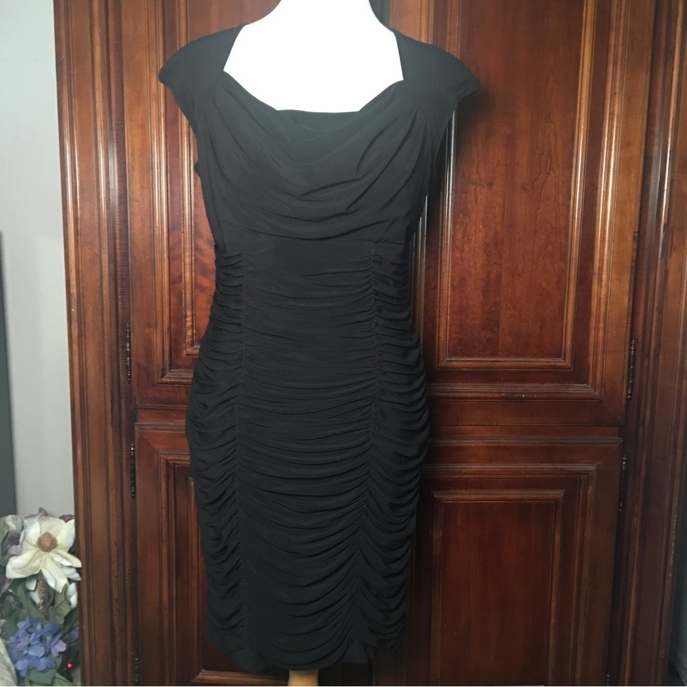 Sofia Christina Black Ruche stretch midi Dress size 10